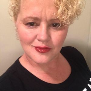 Meet your Posher, Pamela